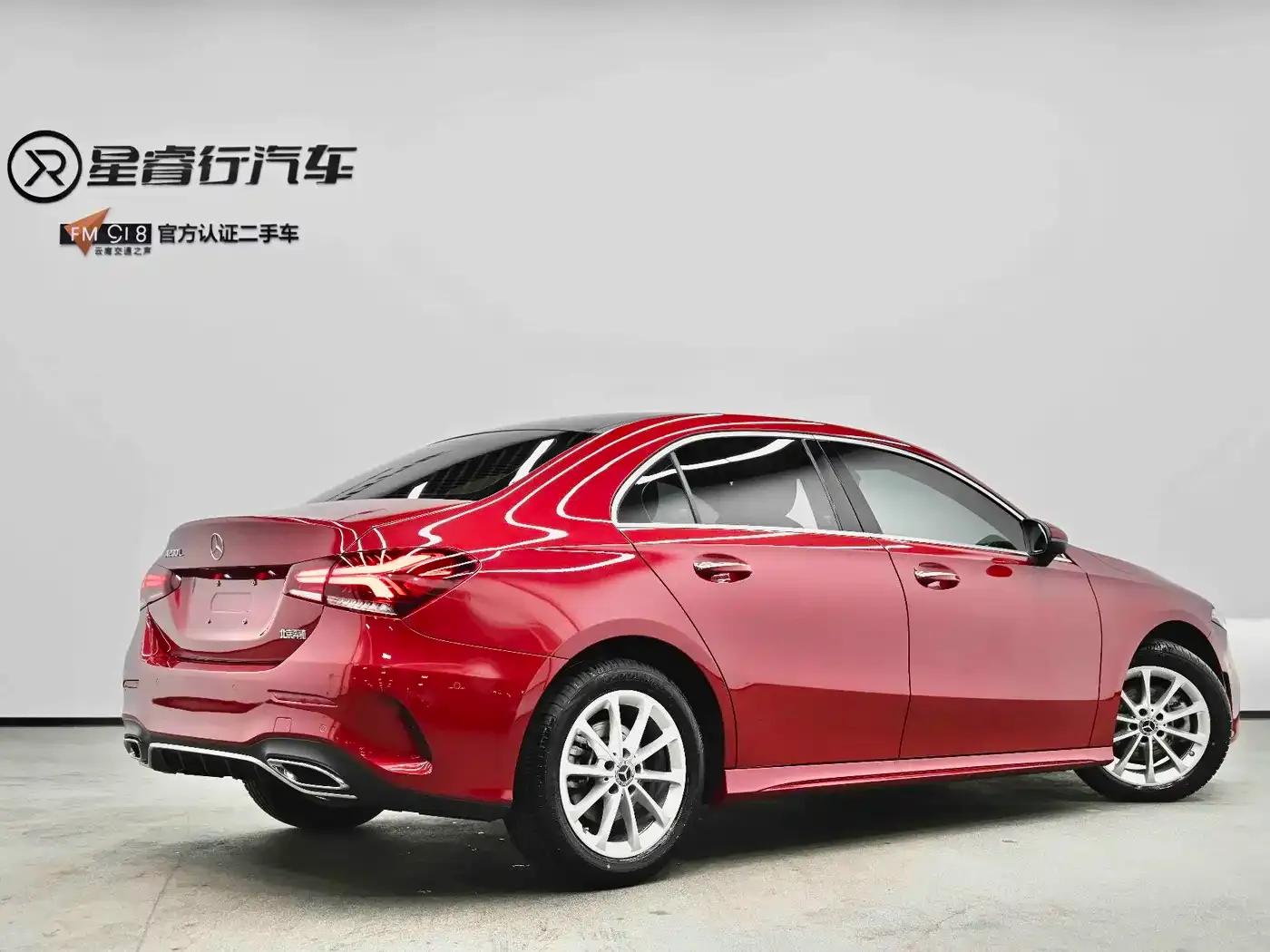 Mercedes-Benz A-Class 2022 A 200 L Sport Sedan Fashion Edition — миниатюра 6