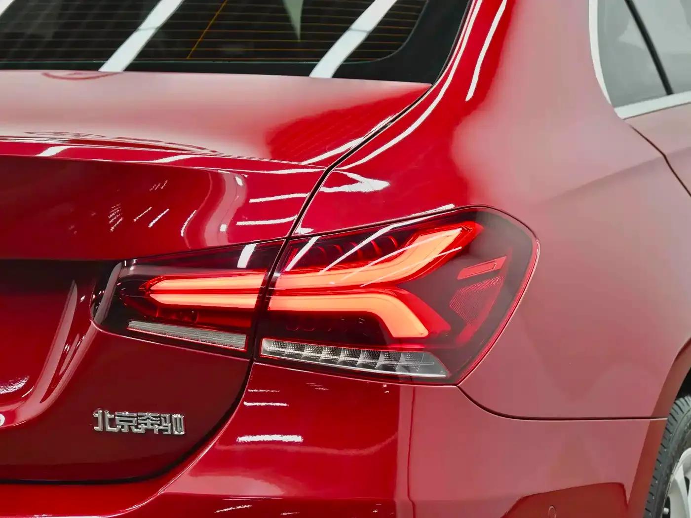 Mercedes-Benz A-Class 2022 A 200 L Sport Sedan Fashion Edition — миниатюра 8