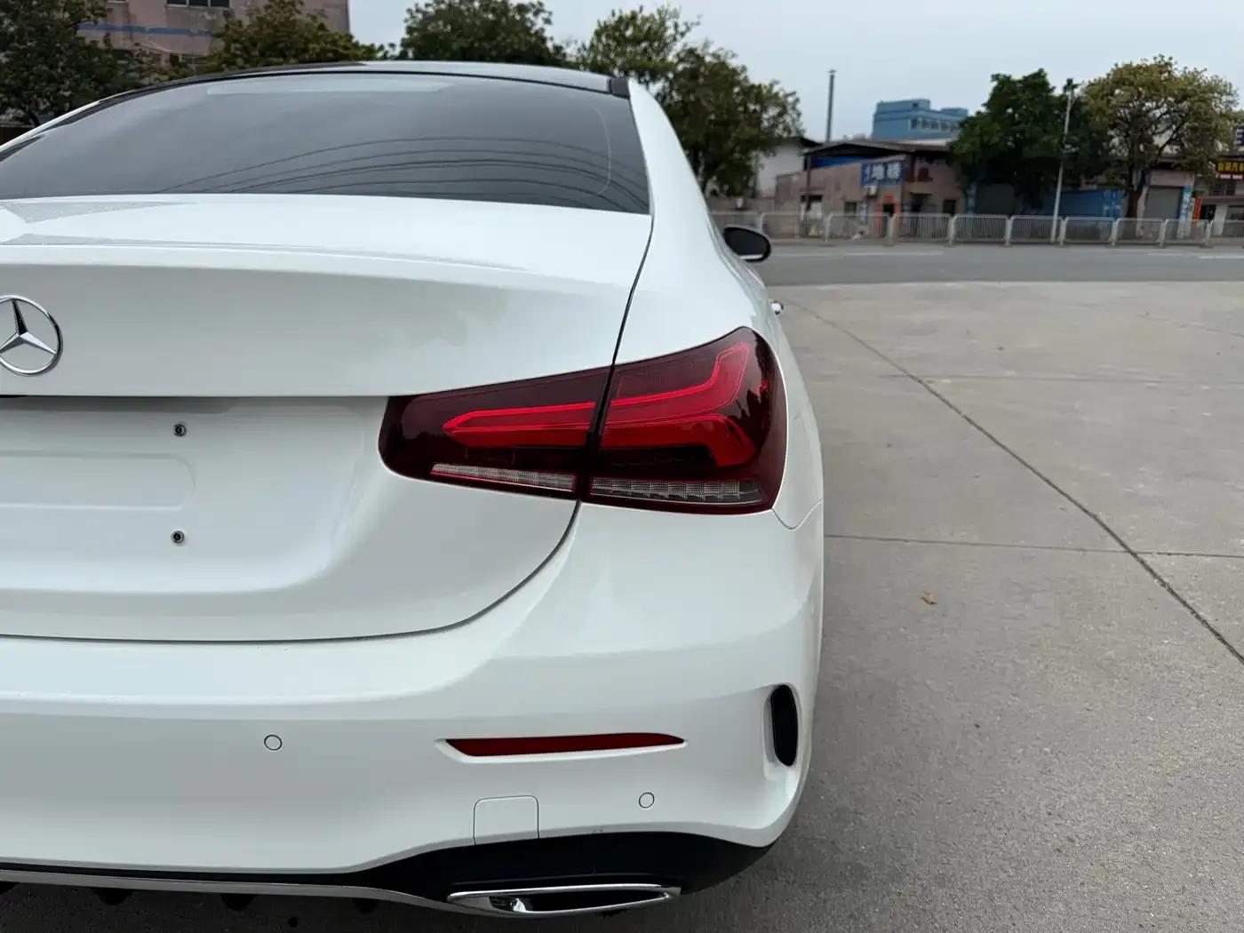 Mercedes-Benz A-Class 2020 A 200 L Sport Sedan — миниатюра 18