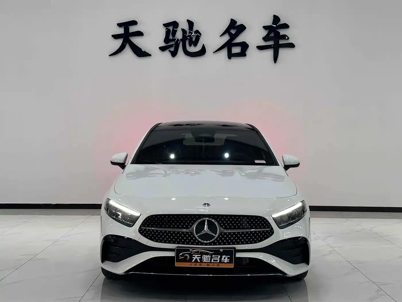 2023 Mercedes-Benz A-Class A 200 L Fashion Edition — миниатюра 2