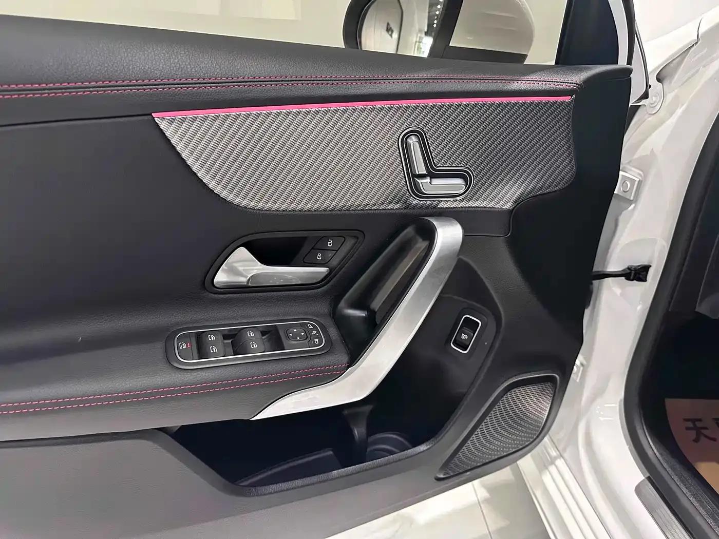 2023 Mercedes-Benz A-Class A 200 L Fashion Edition — миниатюра 4