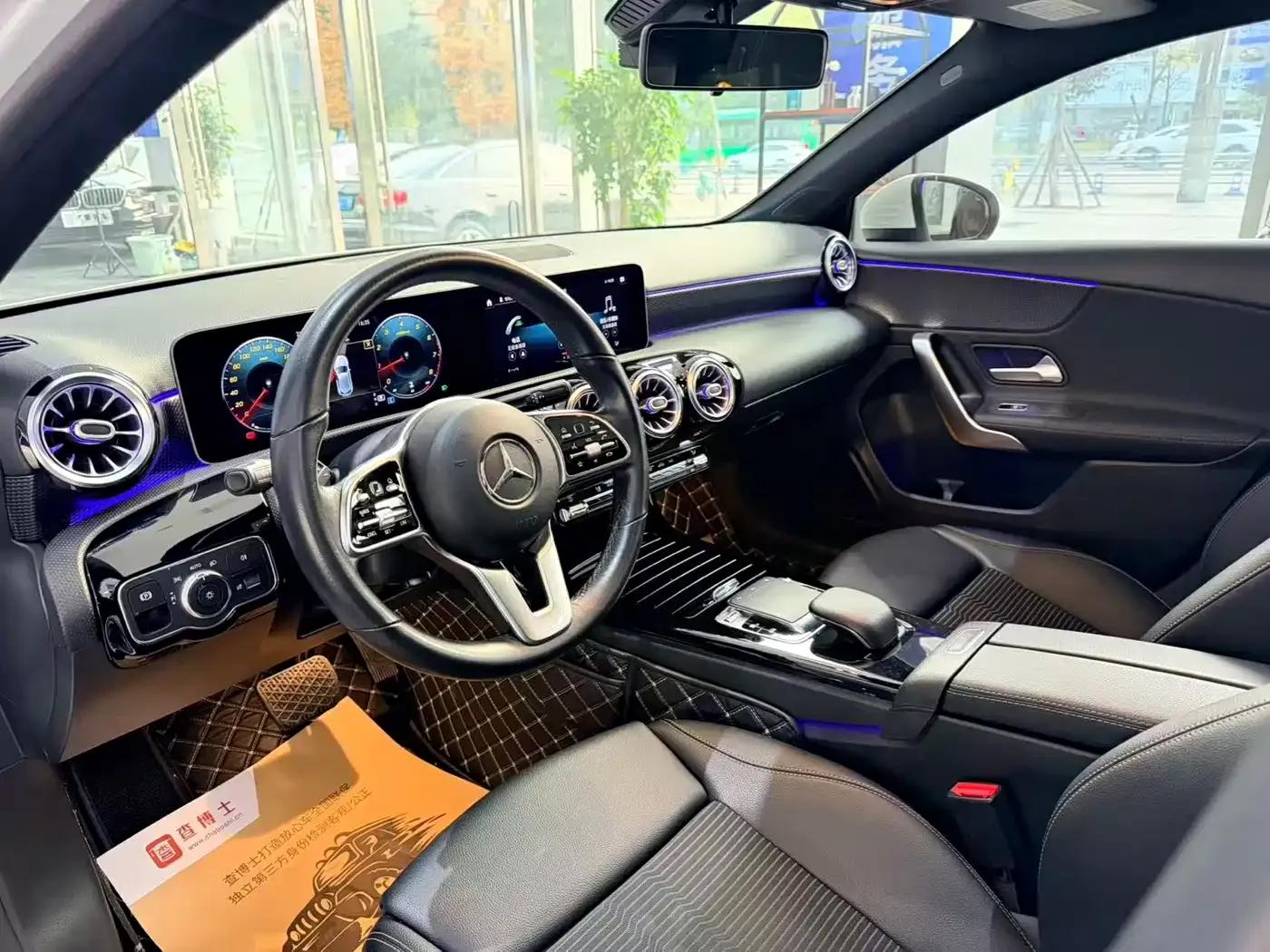 2019 Mercedes-Benz A-Class Imported Model A 200 Dynamic — миниатюра 6