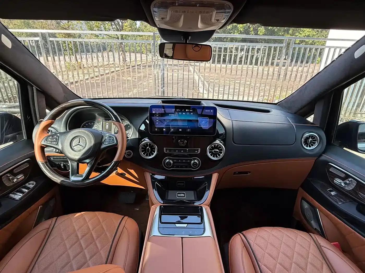Vito 2021 2.0T Business Edition 7-seater — миниатюра 8
