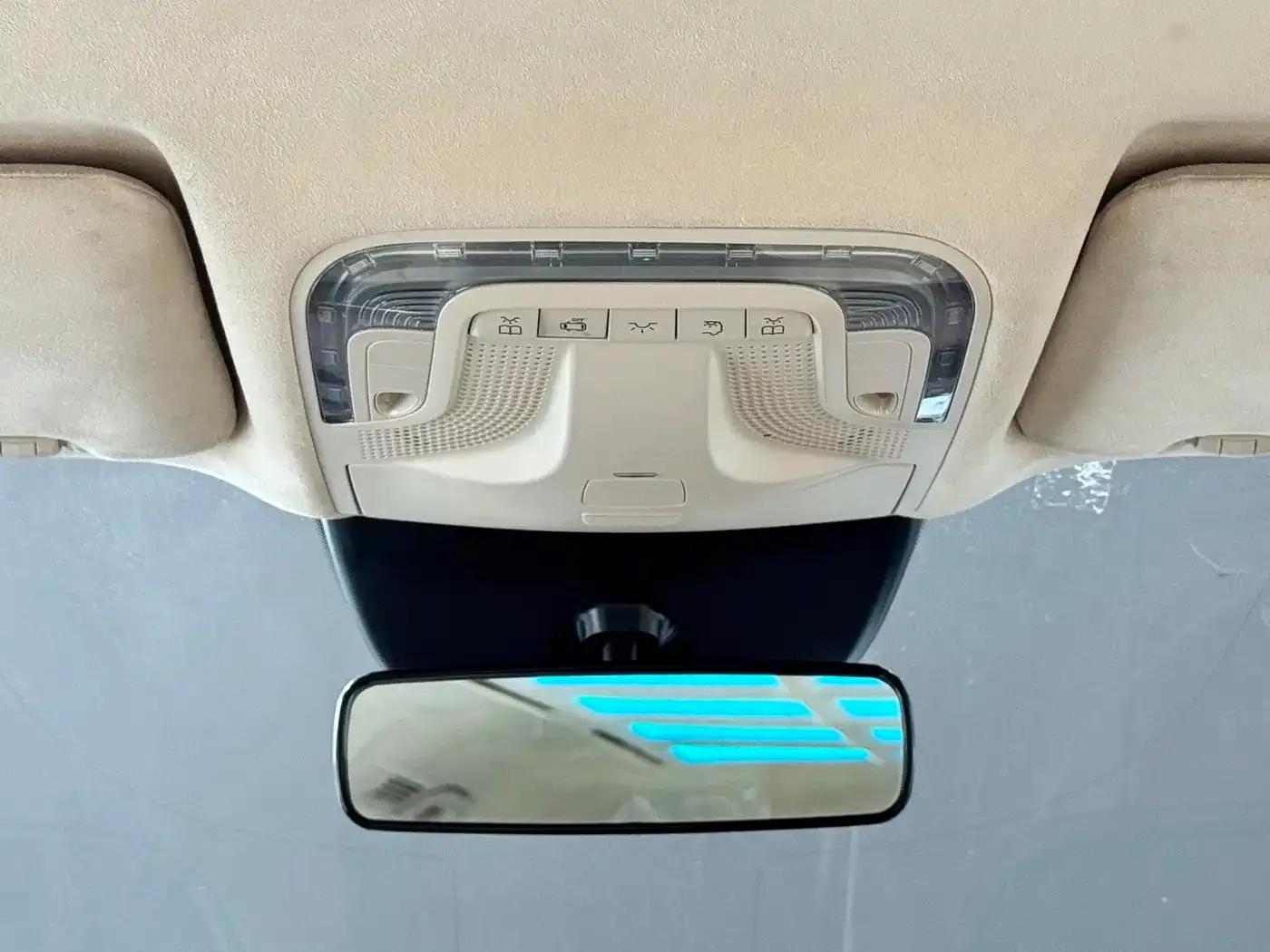 Vito 2018 2.0T Business Edition (China VI Emission Standard) — миниатюра 20