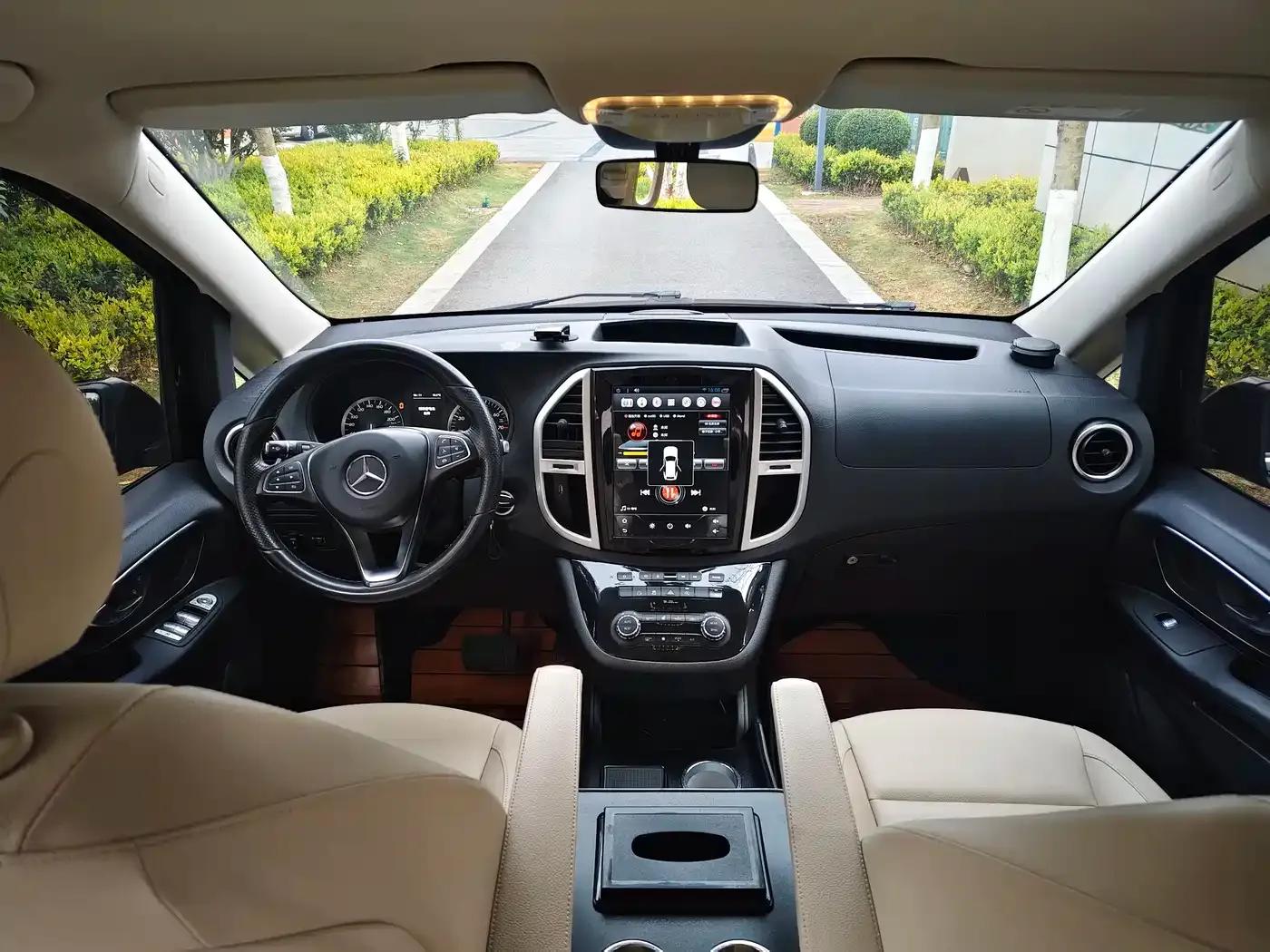 2016 Vito 2.0T Business Edition — миниатюра 4