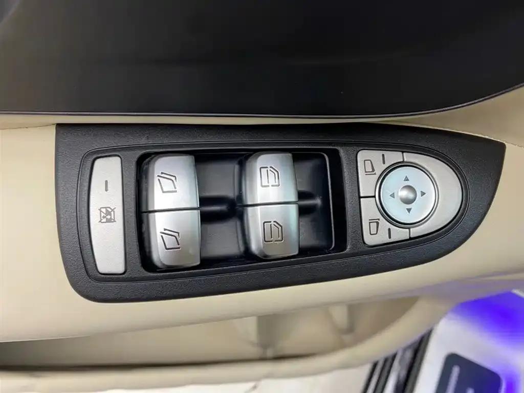 Vito 2023 2.0T Elite Edition 7-seater — миниатюра 16