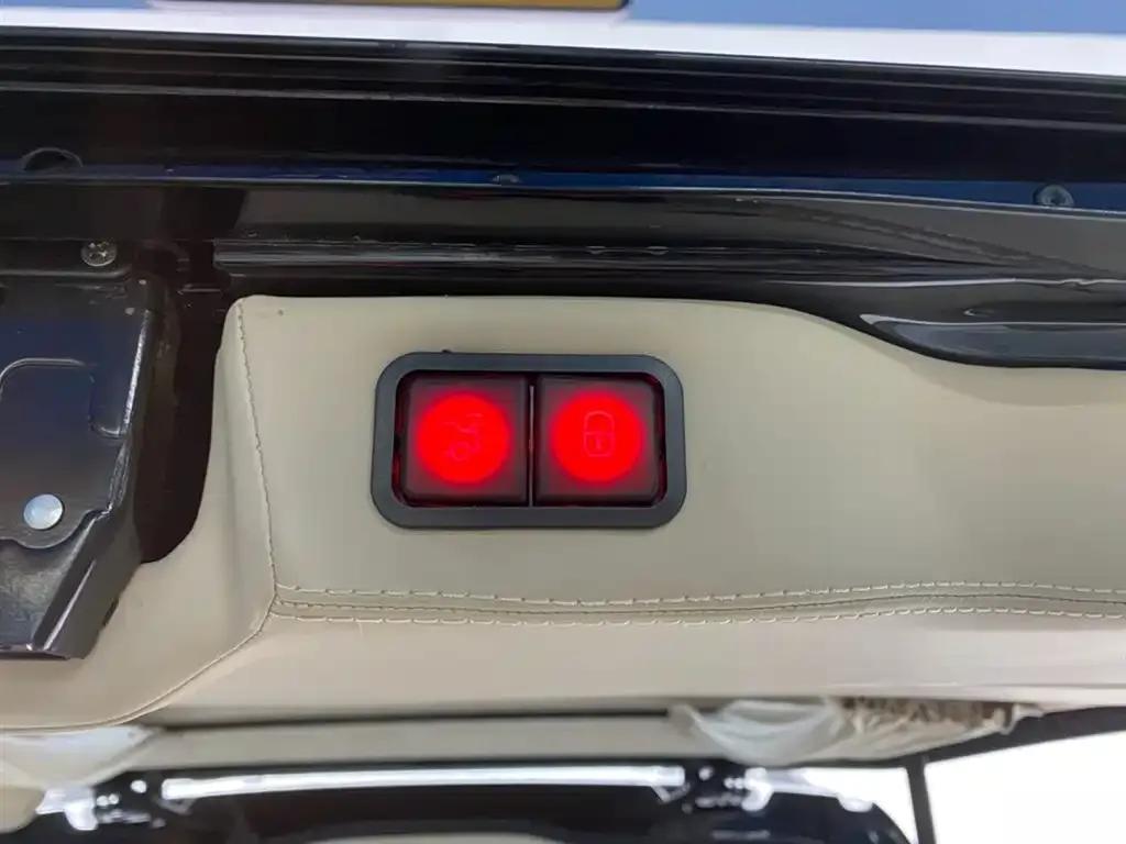 Vito 2023 2.0T Elite Edition 7-seater — миниатюра 22