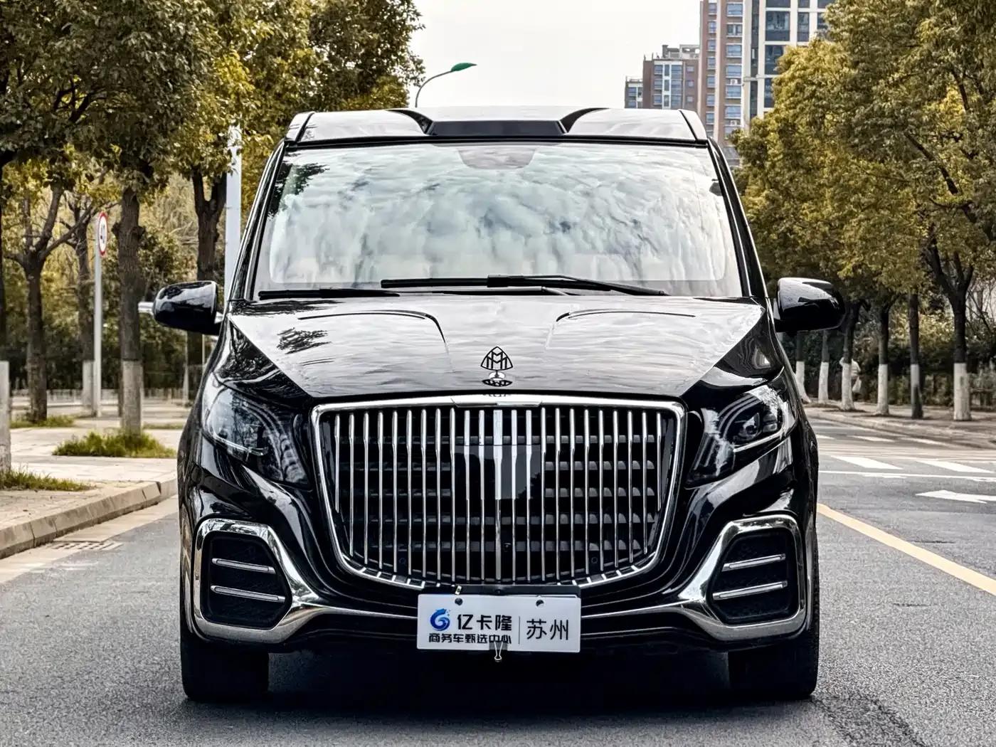 2023 Nissan Vito 2.0T Business Edition 7-seater — миниатюра 2