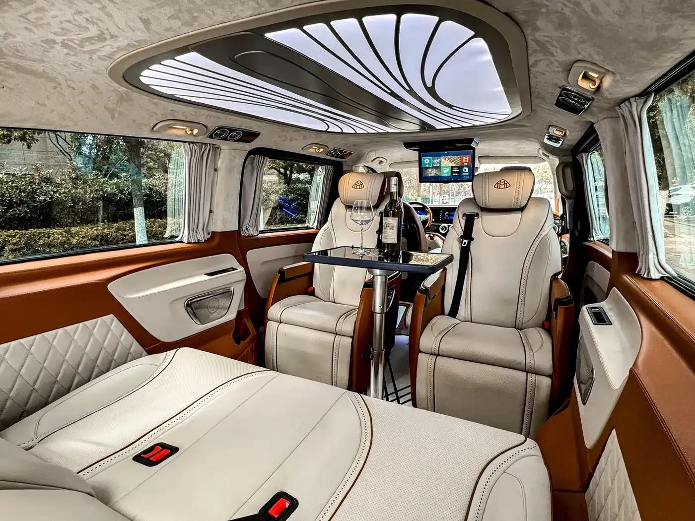2023 Nissan Vito 2.0T Business Edition 7-seater — миниатюра 24
