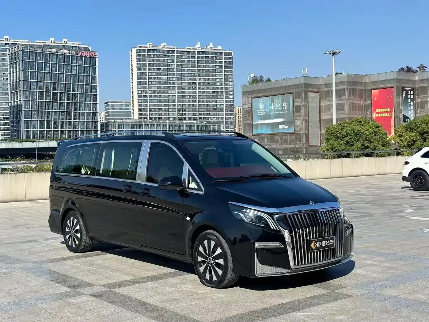 2023 Nissan Vito 2.0T Business Edition 7-seater — миниатюра 3