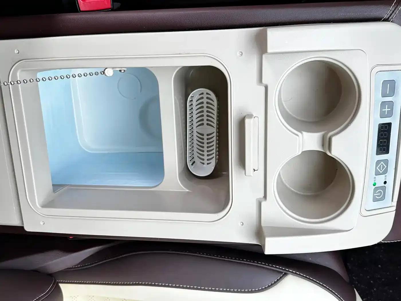 Vito 2018 2.0T Business Edition (China VI Emission Standard) — миниатюра 12