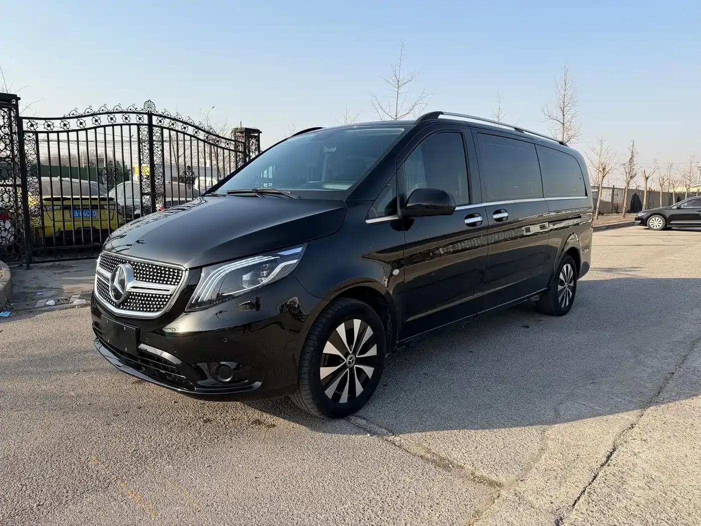 2023 Nissan Vito 2.0T Business Edition 7-seater — миниатюра 1
