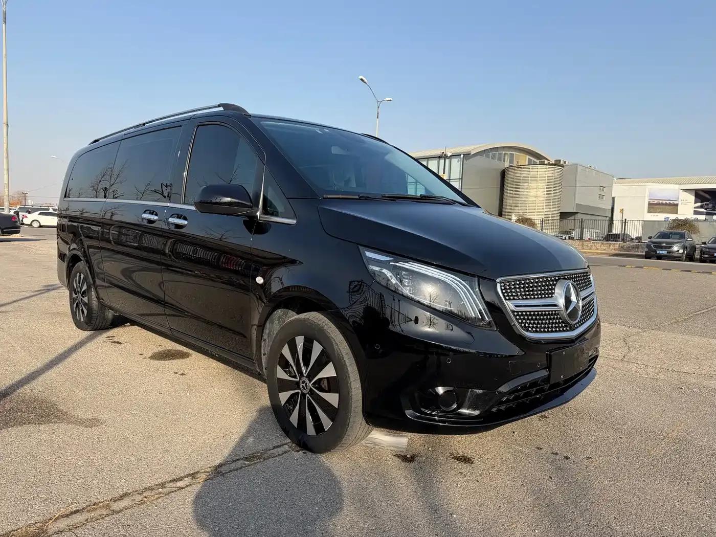 2023 Nissan Vito 2.0T Business Edition 7-seater — миниатюра 3