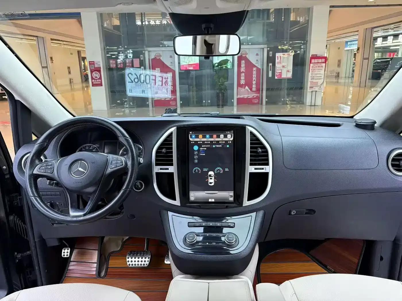 2016 Vito 2.0T Business Edition — миниатюра 6