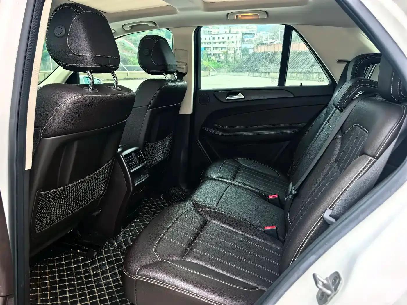 2017 Mercedes-Benz GLE 320 4MATIC Dynamic — миниатюра 23