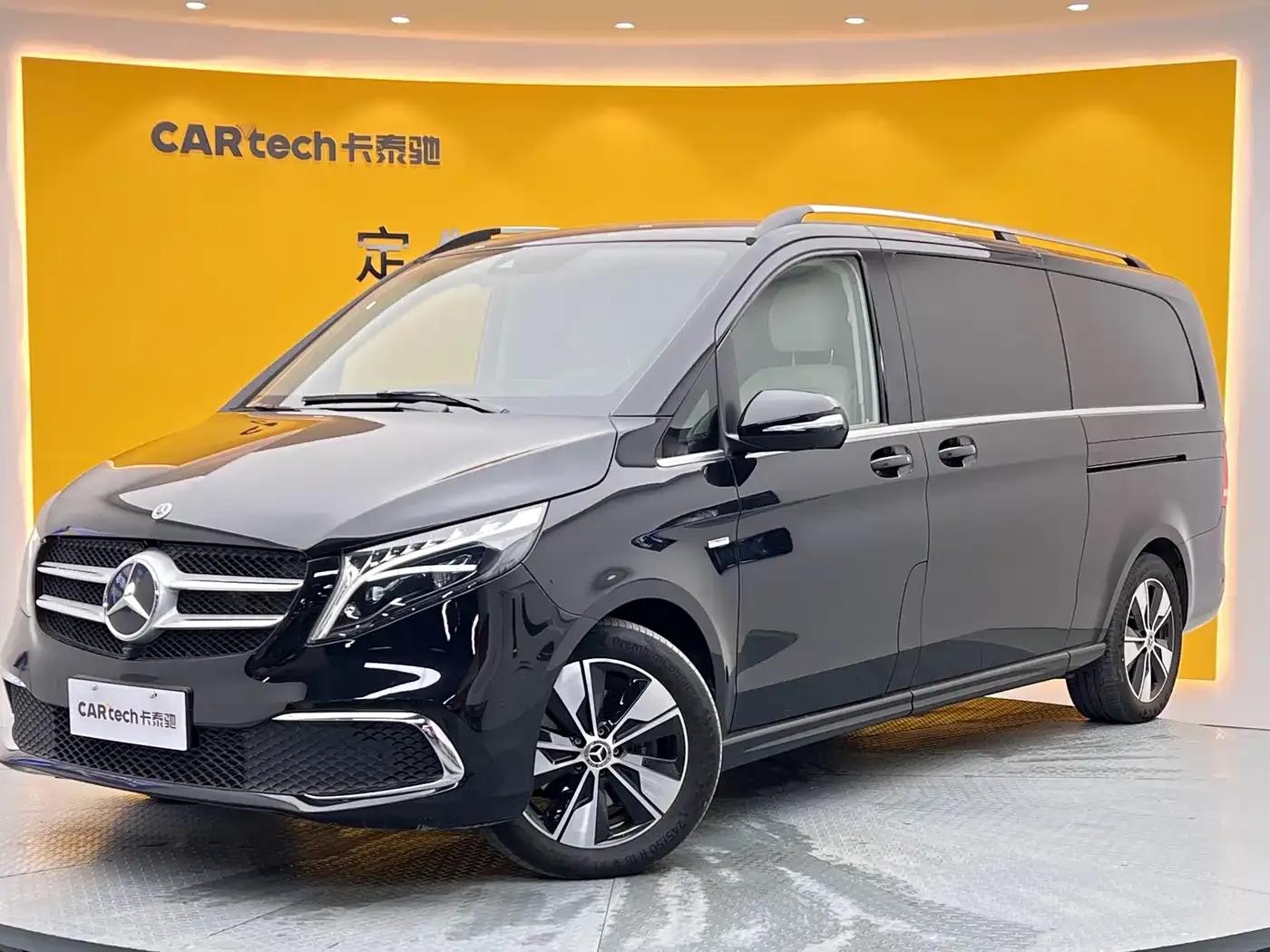 Mercedes-Benz V-Class 2022 V 260 L Long Wheelbase Premium Edition — миниатюра 1