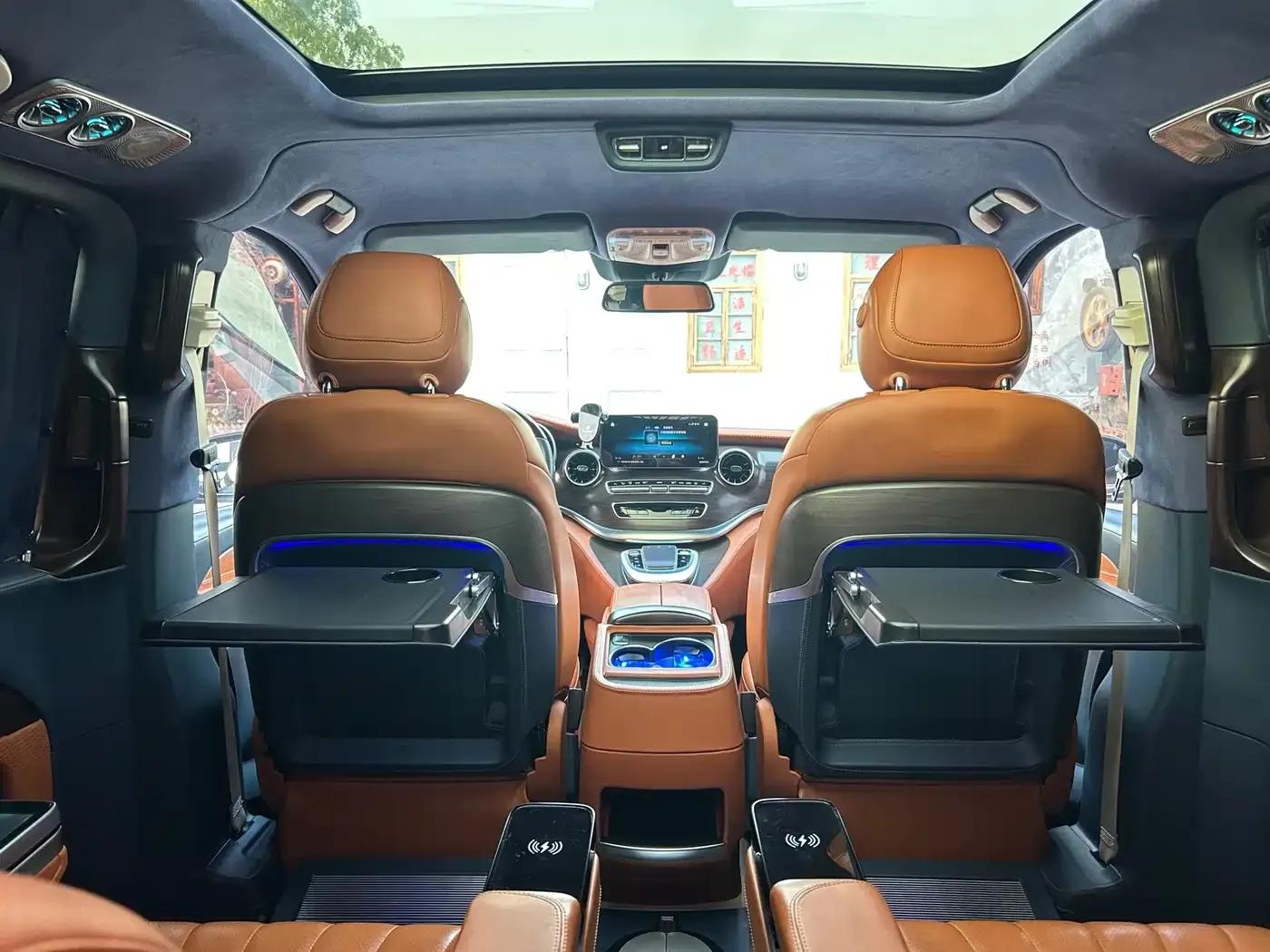 Mercedes-Benz V-Class 2022 V 260 Navigator Edition — миниатюра 15