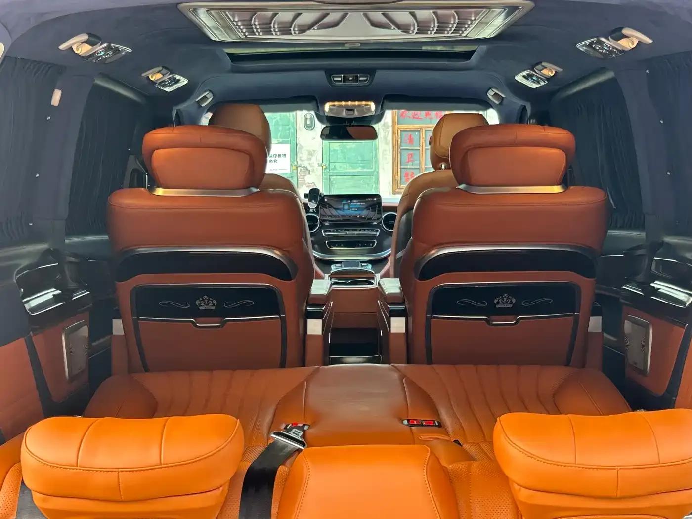 Mercedes-Benz V-Class 2022 V 260 Navigator Edition — миниатюра 24