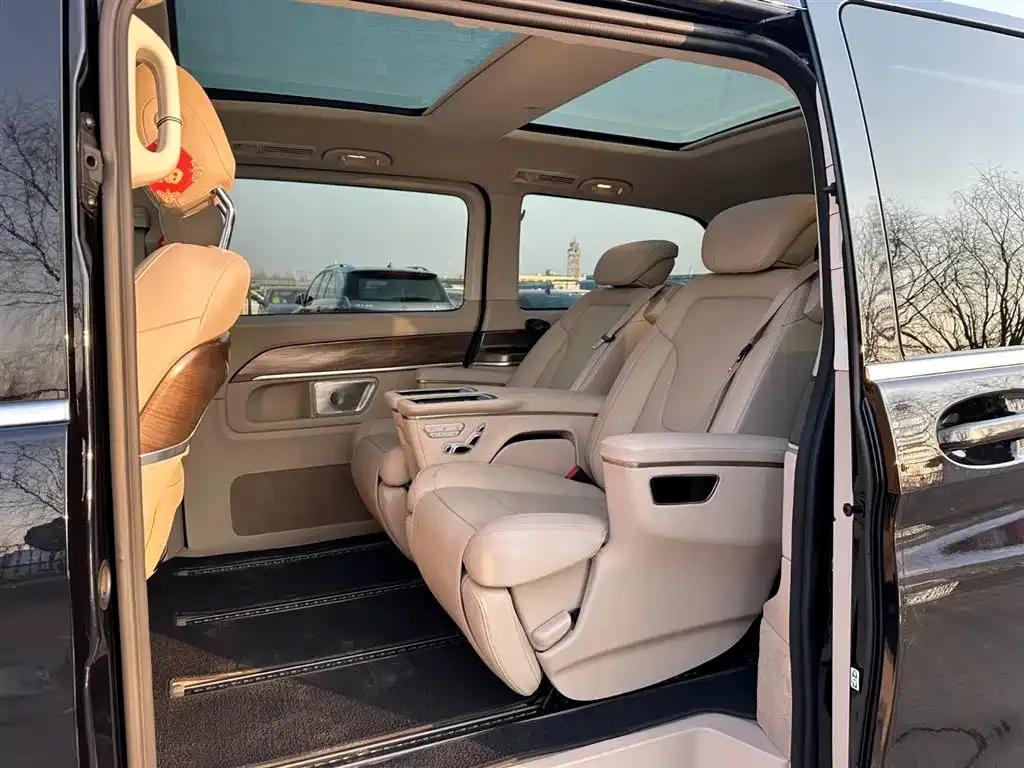 Mercedes-Benz V-Class 2022 V 260 Premium Edition — миниатюра 10