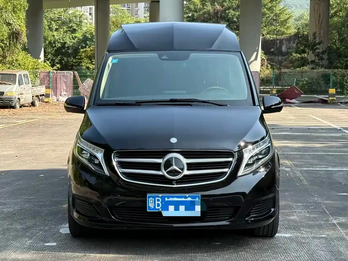 Mercedes-Benz V-Class 2016 V 260 L Premium Extended Edition — миниатюра 2