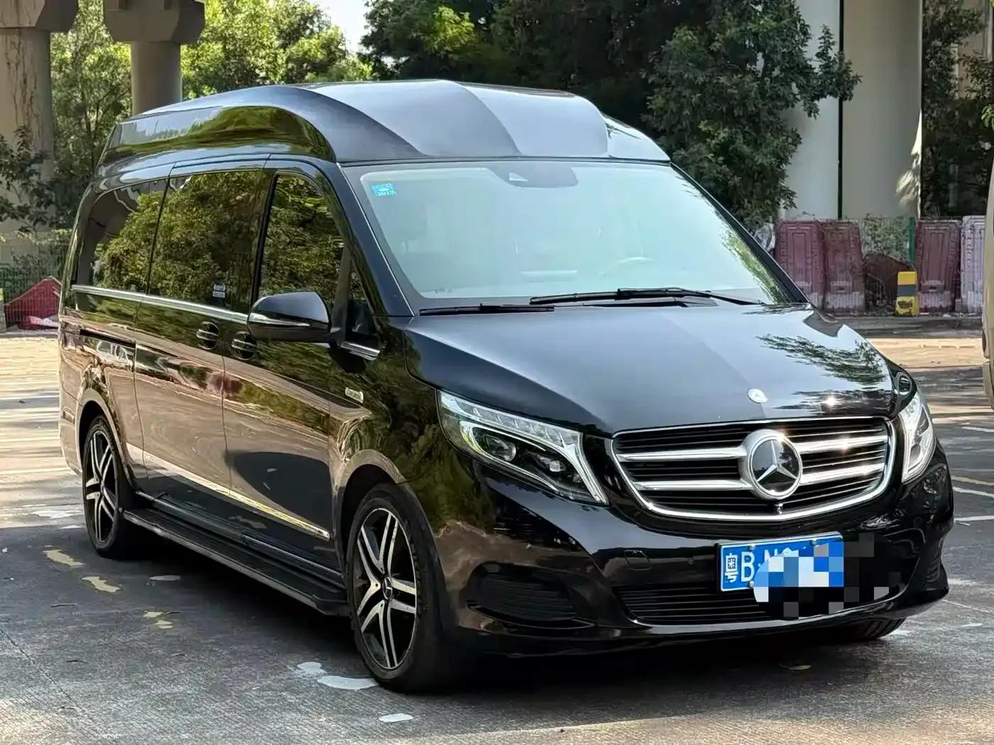 Mercedes-Benz V-Class 2016 V 260 L Premium Extended Edition — миниатюра 3