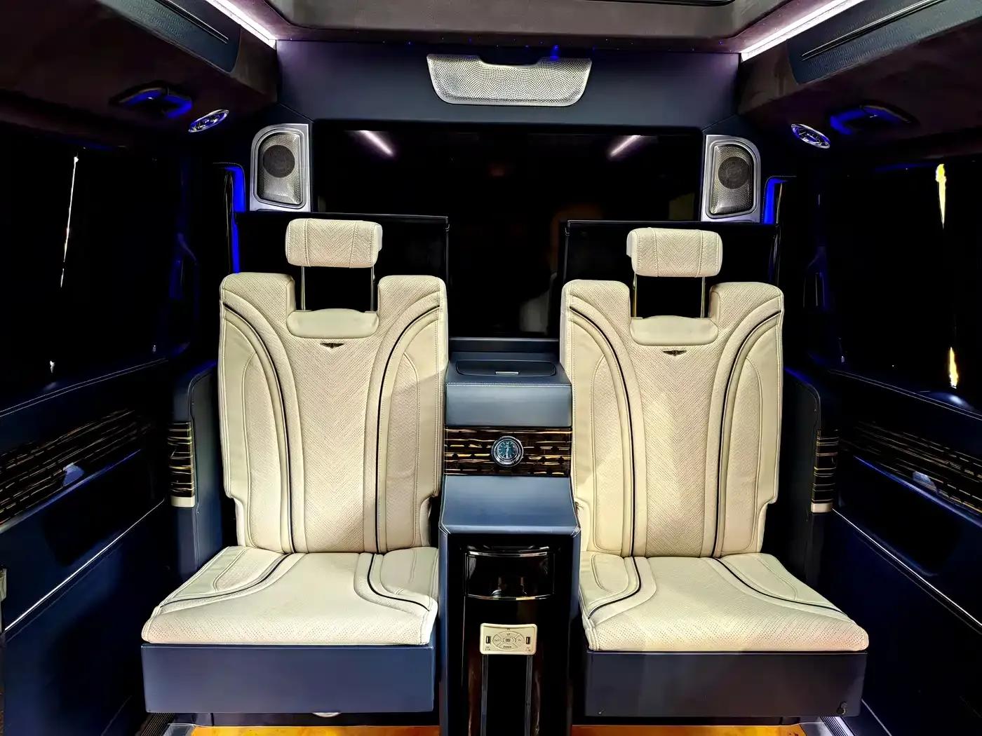 Mercedes-Benz V-Class 2021 V 260 L Long Wheelbase Premium Edition — миниатюра 9
