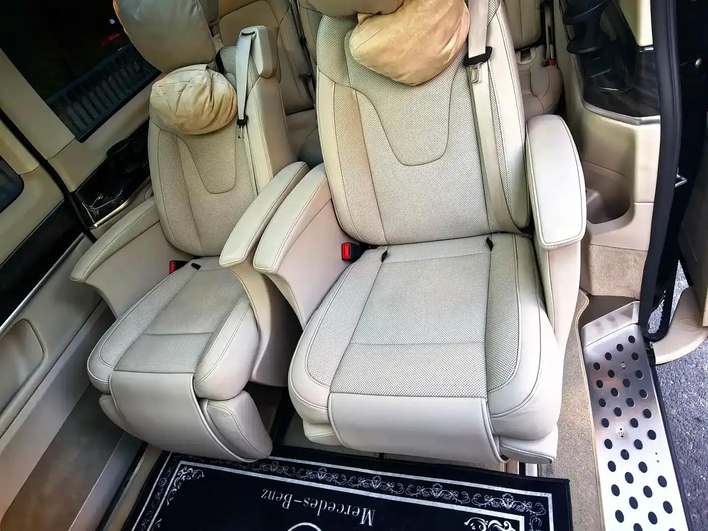 Mercedes-Benz V-Class 2018 V 260 Navigator Edition (China VI Emission Standard) — миниатюра 13