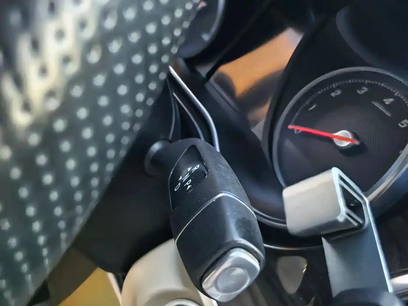 Mercedes-Benz V-Class 2018 V 260 Navigator Edition (China VI Emission Standard) — миниатюра 16