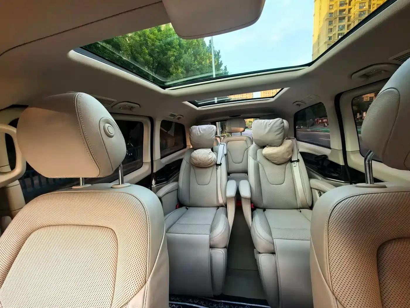 Mercedes-Benz V-Class 2018 V 260 Navigator Edition (China VI Emission Standard) — миниатюра 20