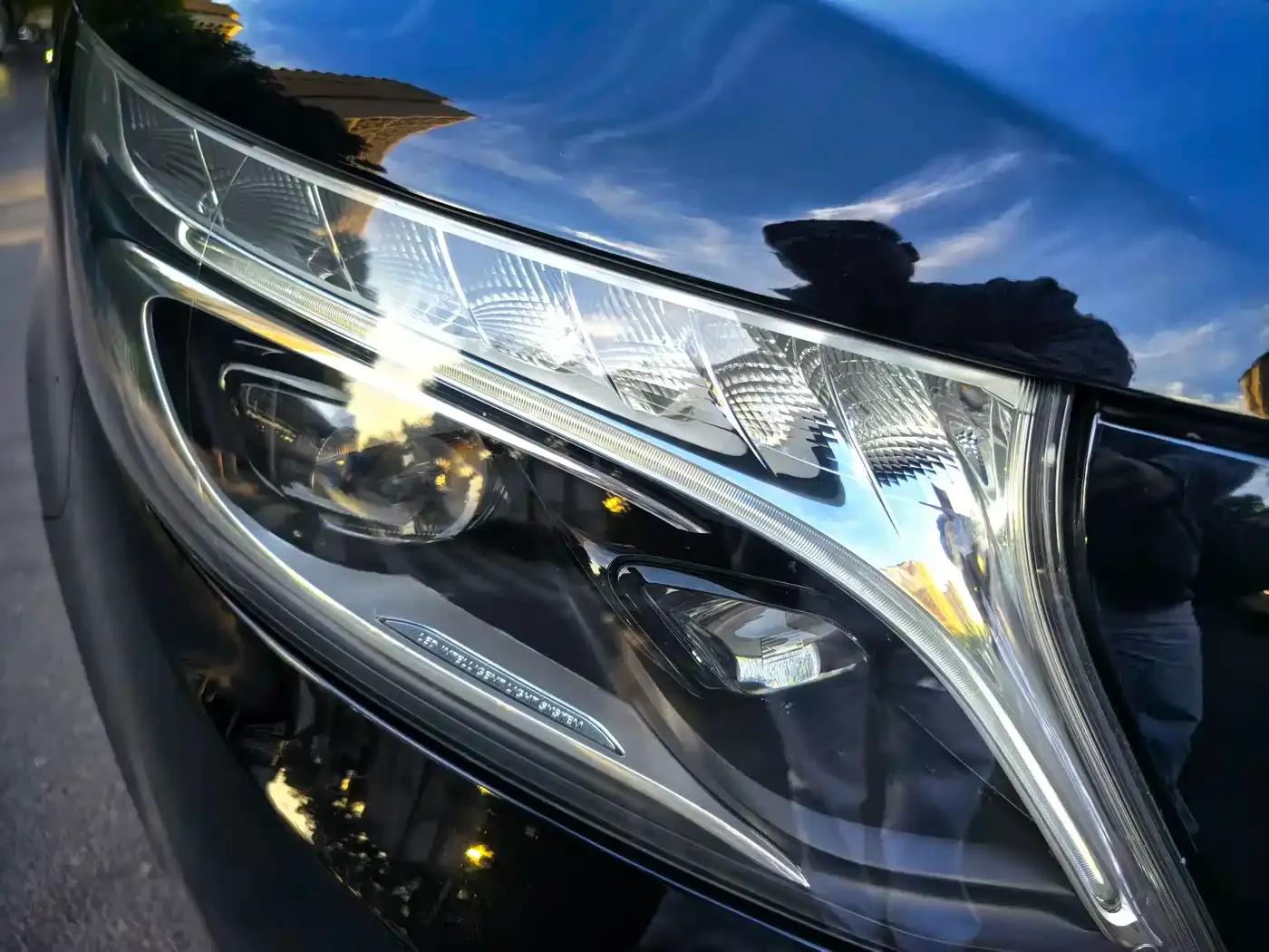 Mercedes-Benz V-Class 2018 V 260 Navigator Edition (China VI Emission Standard) — миниатюра 8