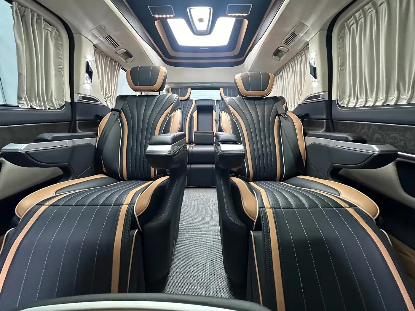Mercedes-Benz V-Class 2022 V 260 L Long Wheelbase Luxury Edition — миниатюра 11