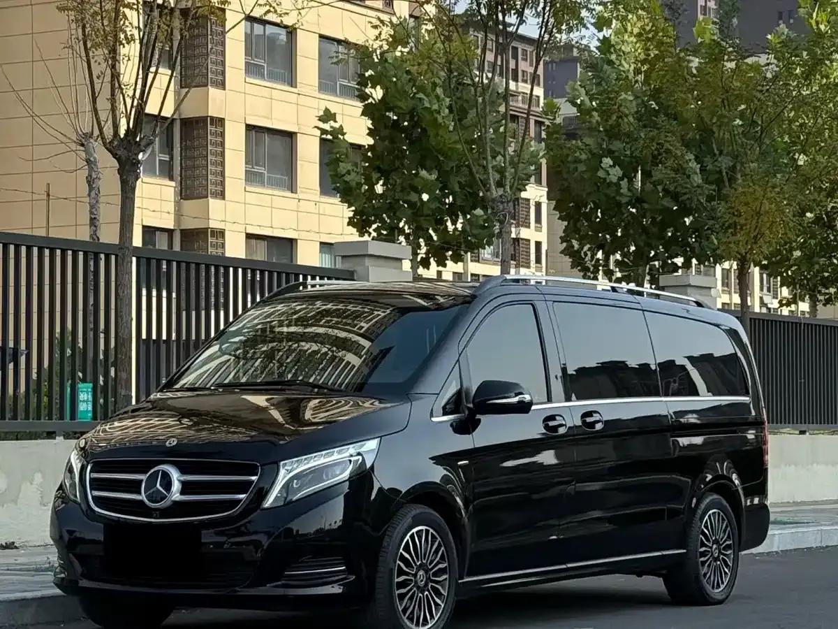 Mercedes-Benz V-Class 2018 V 260 L Premium Extended Edition (China VI Emission Standard) — миниатюра 2