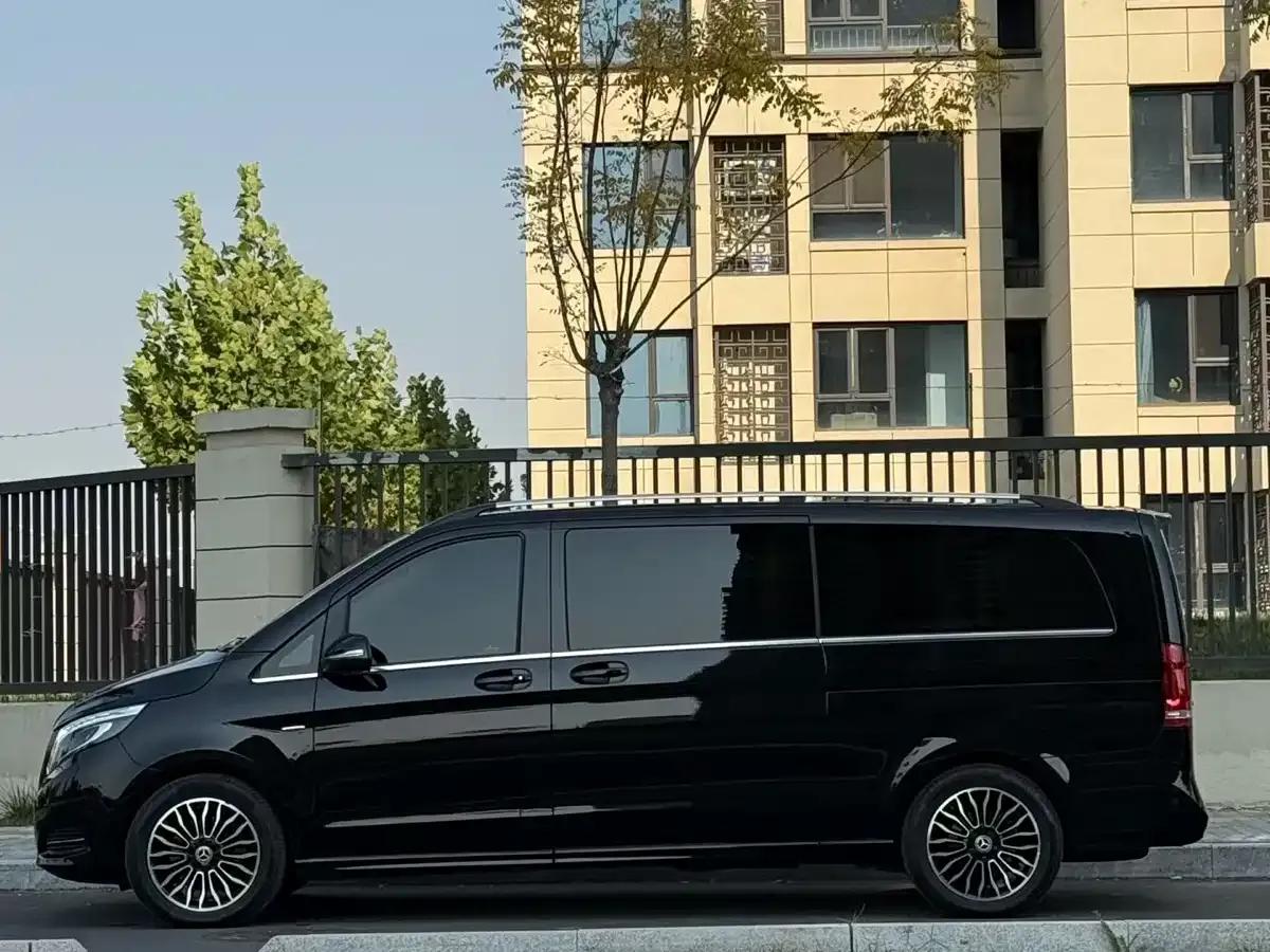 Mercedes-Benz V-Class 2018 V 260 L Premium Extended Edition (China VI Emission Standard) — миниатюра 4