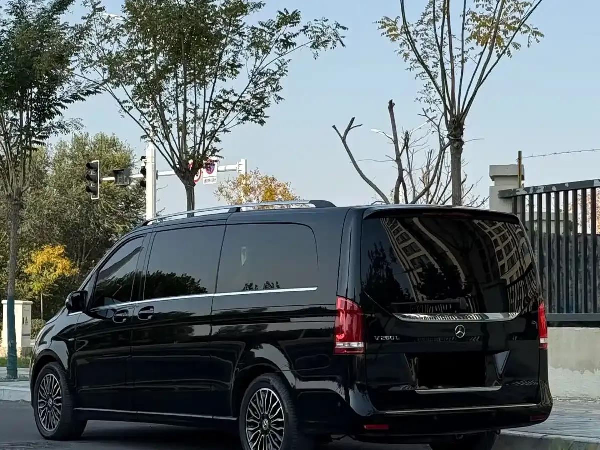 Mercedes-Benz V-Class 2018 V 260 L Premium Extended Edition (China VI Emission Standard) — миниатюра 5