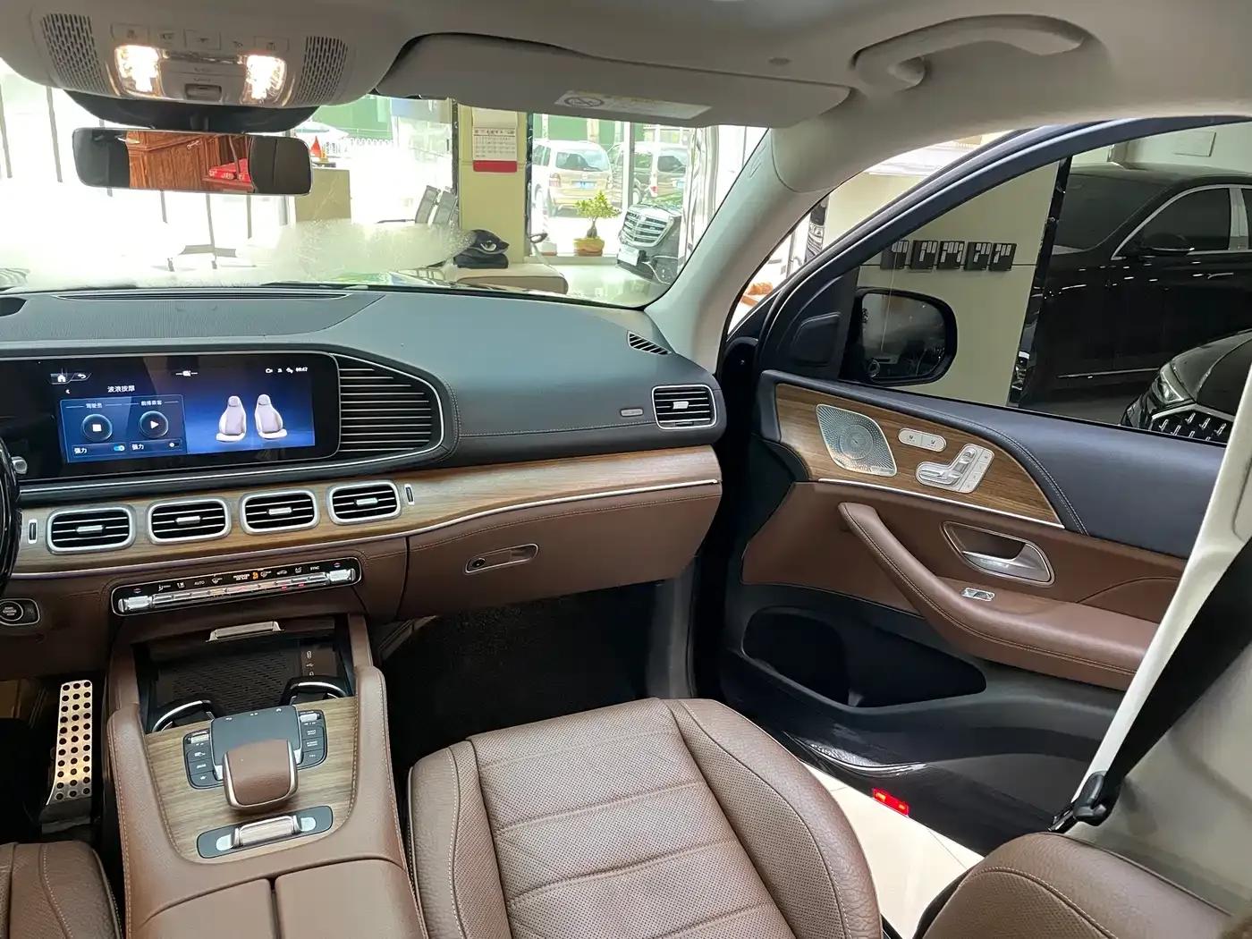 2024 Mercedes-Benz GLS 450 4MATIC Luxury — миниатюра 17