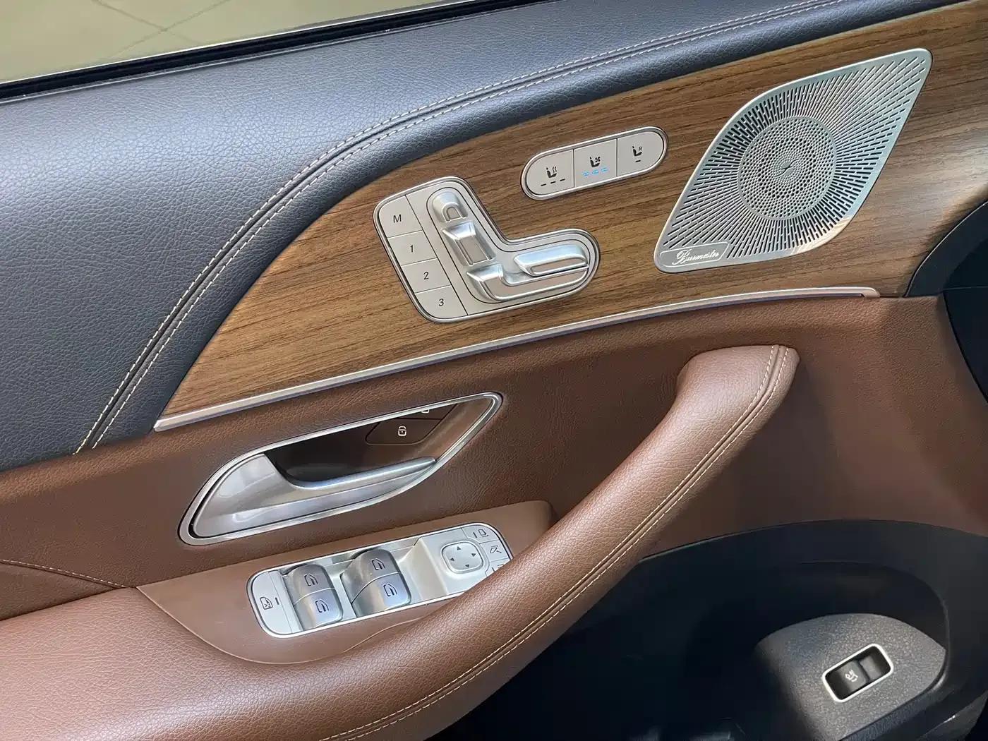 2024 Mercedes-Benz GLS 450 4MATIC Luxury — миниатюра 30