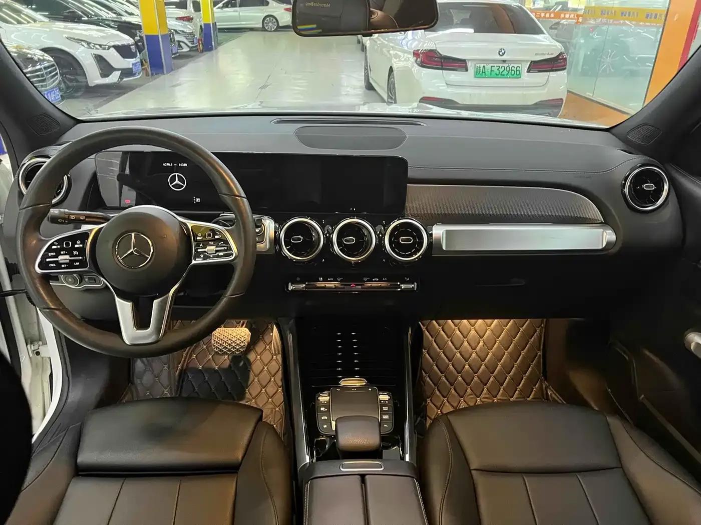 Mercedes-Benz GLB 2022 Facelift II GLB 200 Fashion Model — миниатюра 6