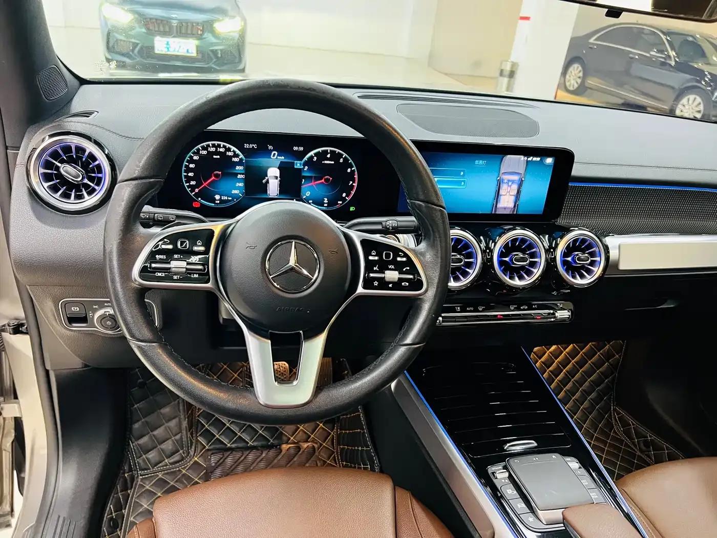 2022 Mercedes-Benz GLB 220 Dynamic — миниатюра 8
