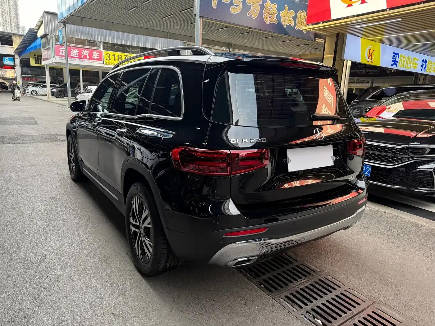 2024 Mercedes-Benz GLB Facelift GLB 220 Dynamic — миниатюра 3