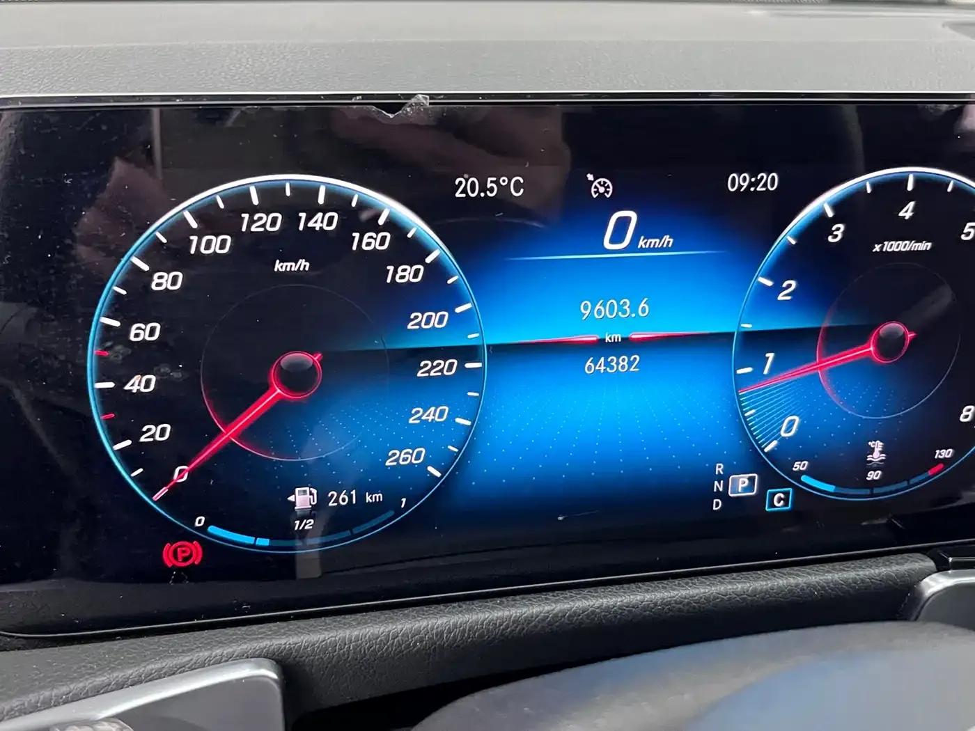 2020 Mercedes-Benz GLB 200 Dynamic — миниатюра 17