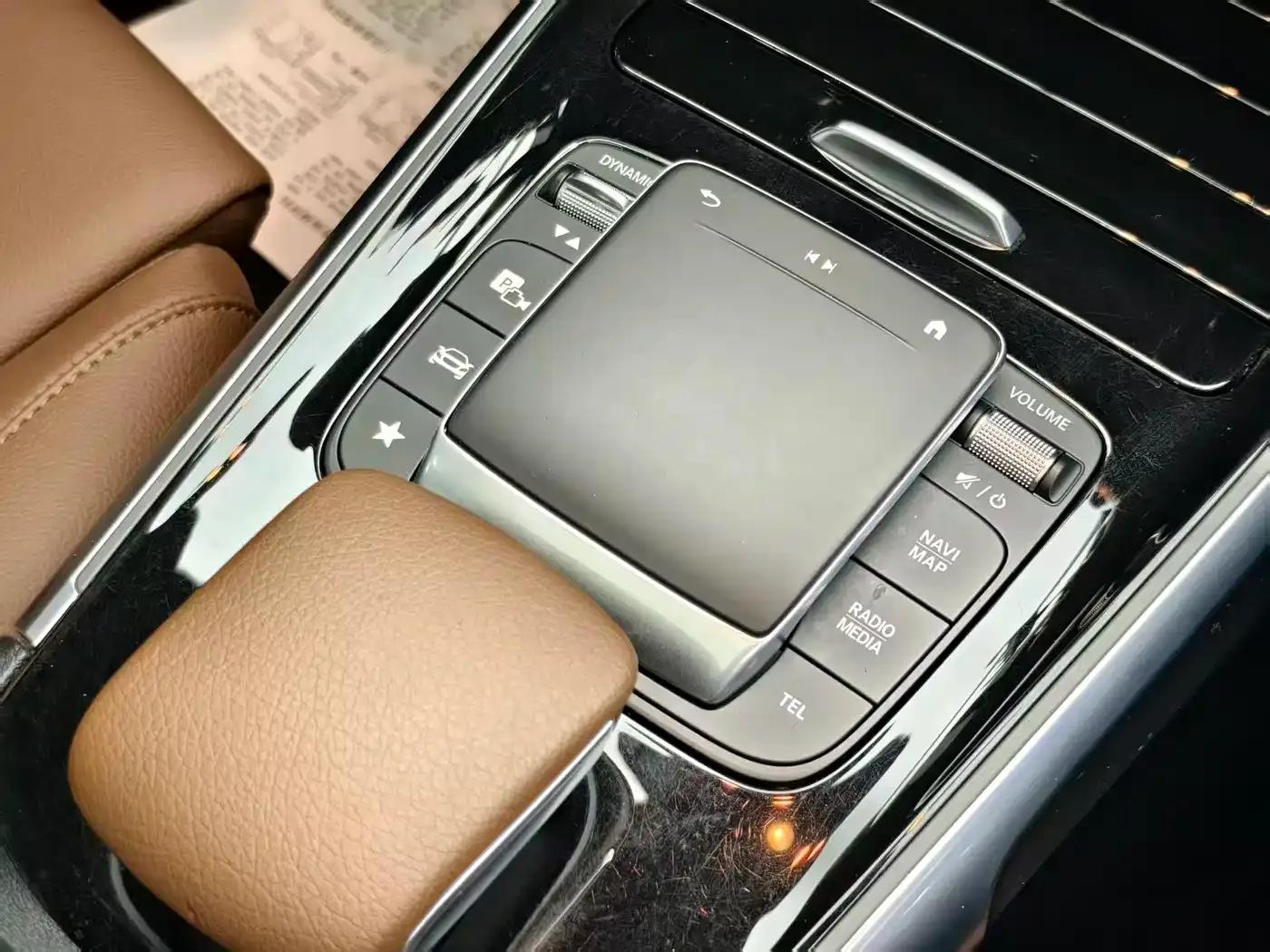 Mercedes-Benz GLB 2021 Fashion Edition — миниатюра 13