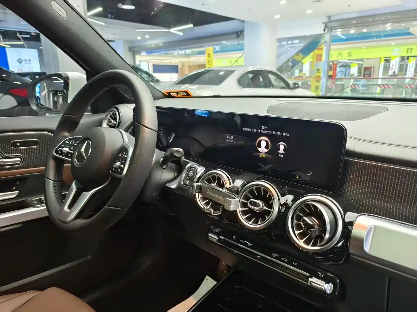 Mercedes-Benz GLB 2021 Fashion Edition — миниатюра 14