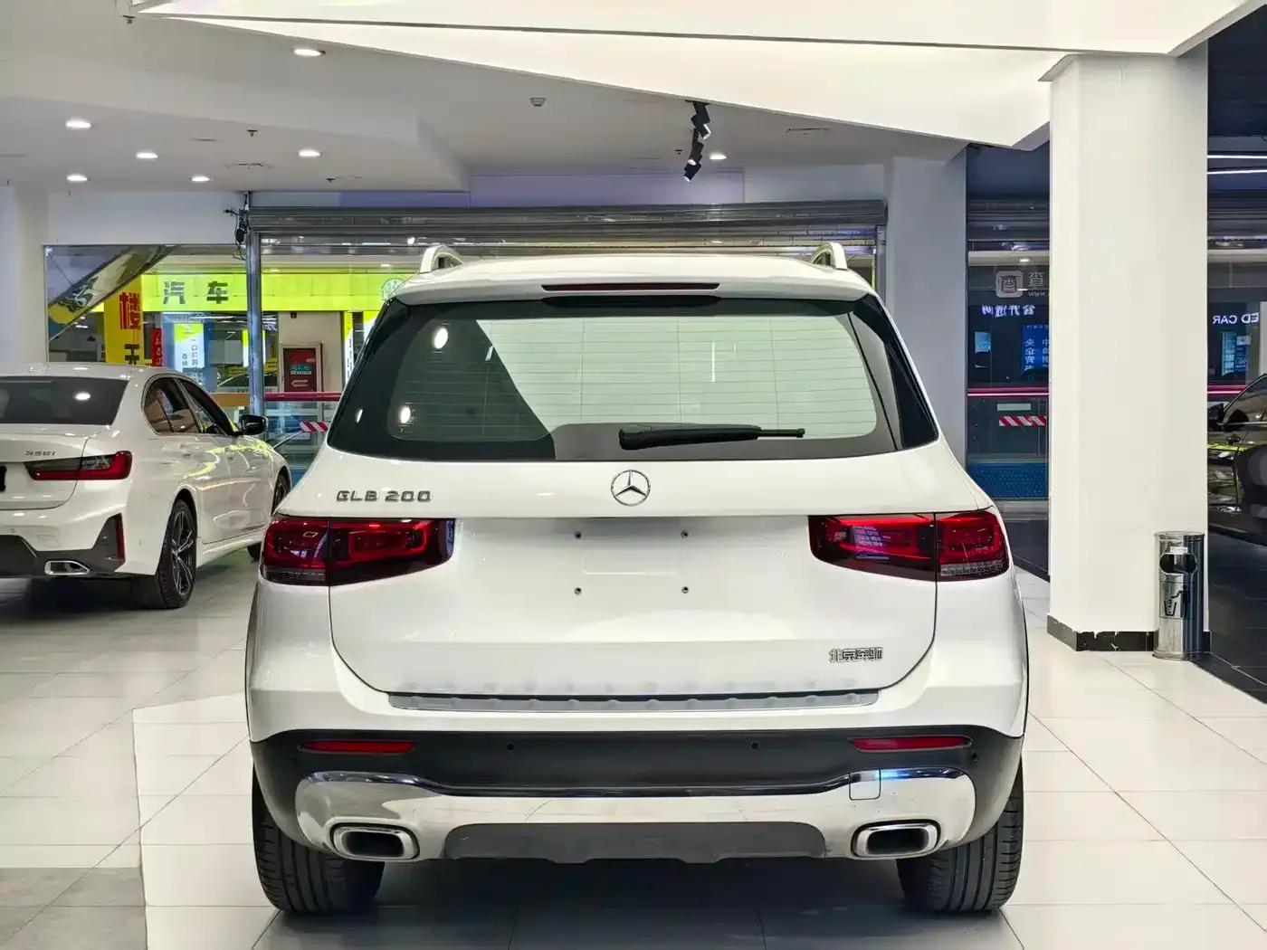 Mercedes-Benz GLB 2021 Fashion Edition — миниатюра 16