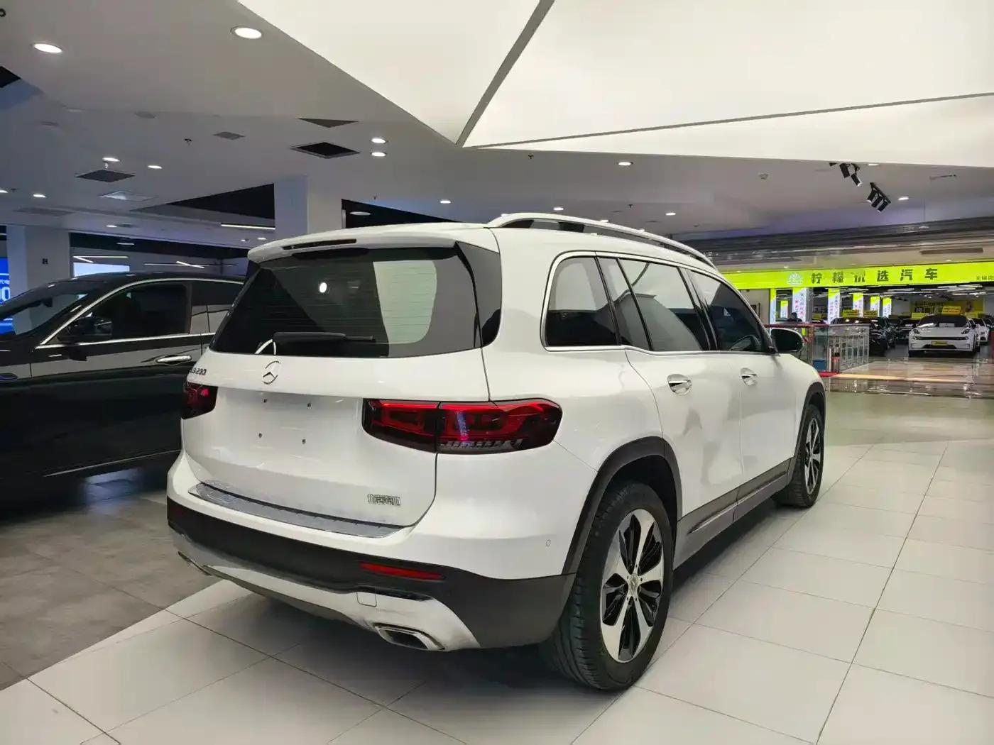 Mercedes-Benz GLB 2021 Fashion Edition — миниатюра 18