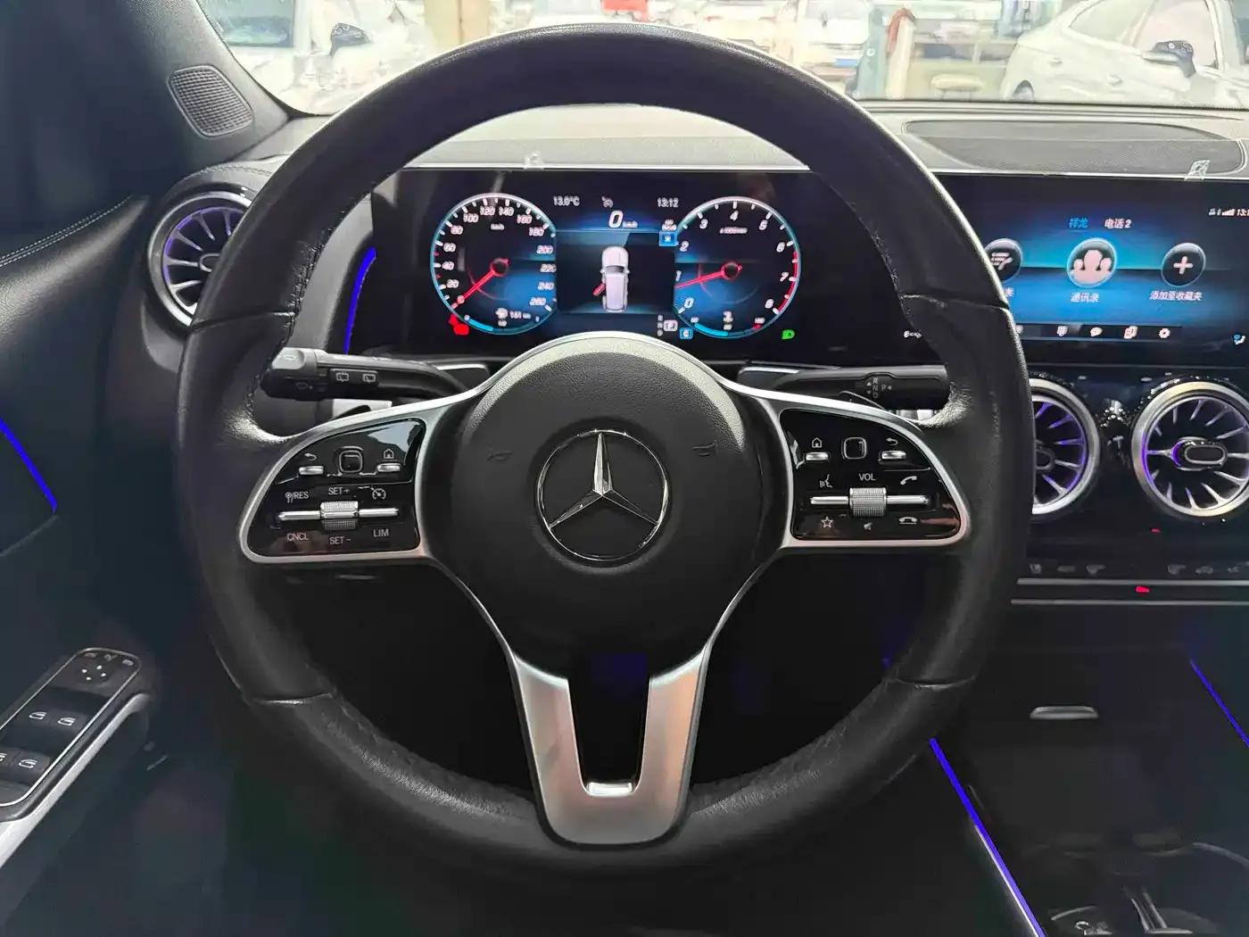 2022 Mercedes-Benz GLB 220 Fashion Edition — миниатюра 22