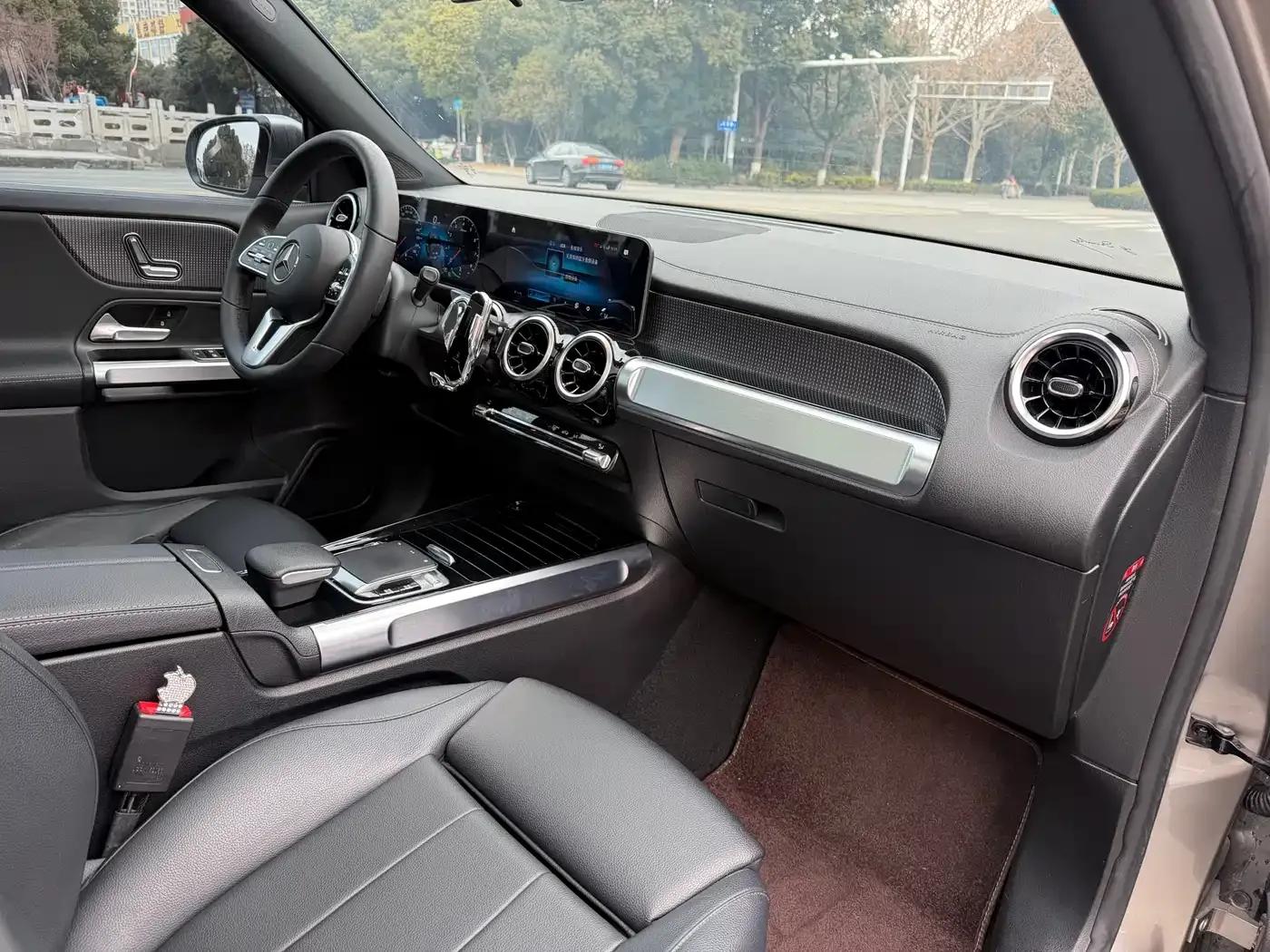 Mercedes-Benz GLB 2020 Fashion Edition — миниатюра 13