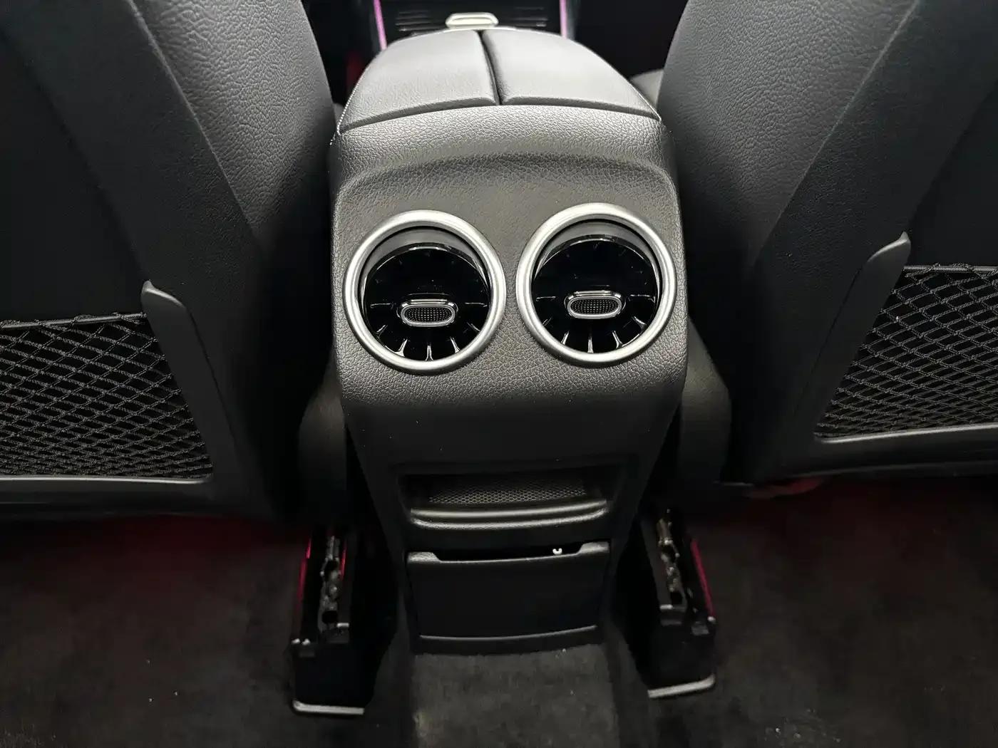 Mercedes-Benz GLB 2025 GLB 220 Fashion Edition — миниатюра 19