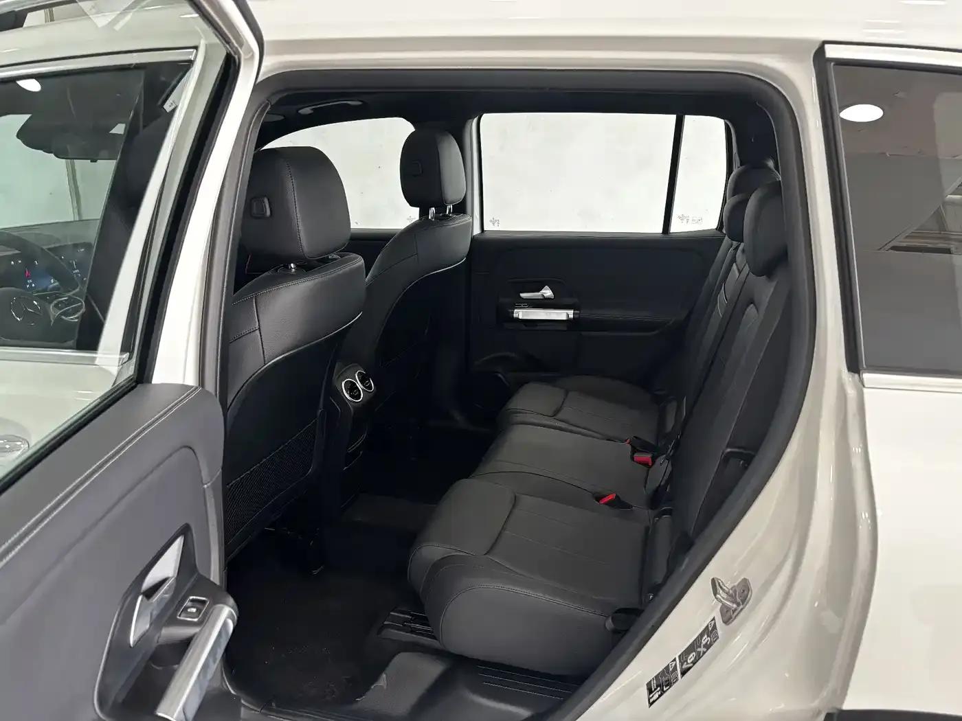 Mercedes-Benz GLB 2025 GLB 220 Fashion Edition — миниатюра 21