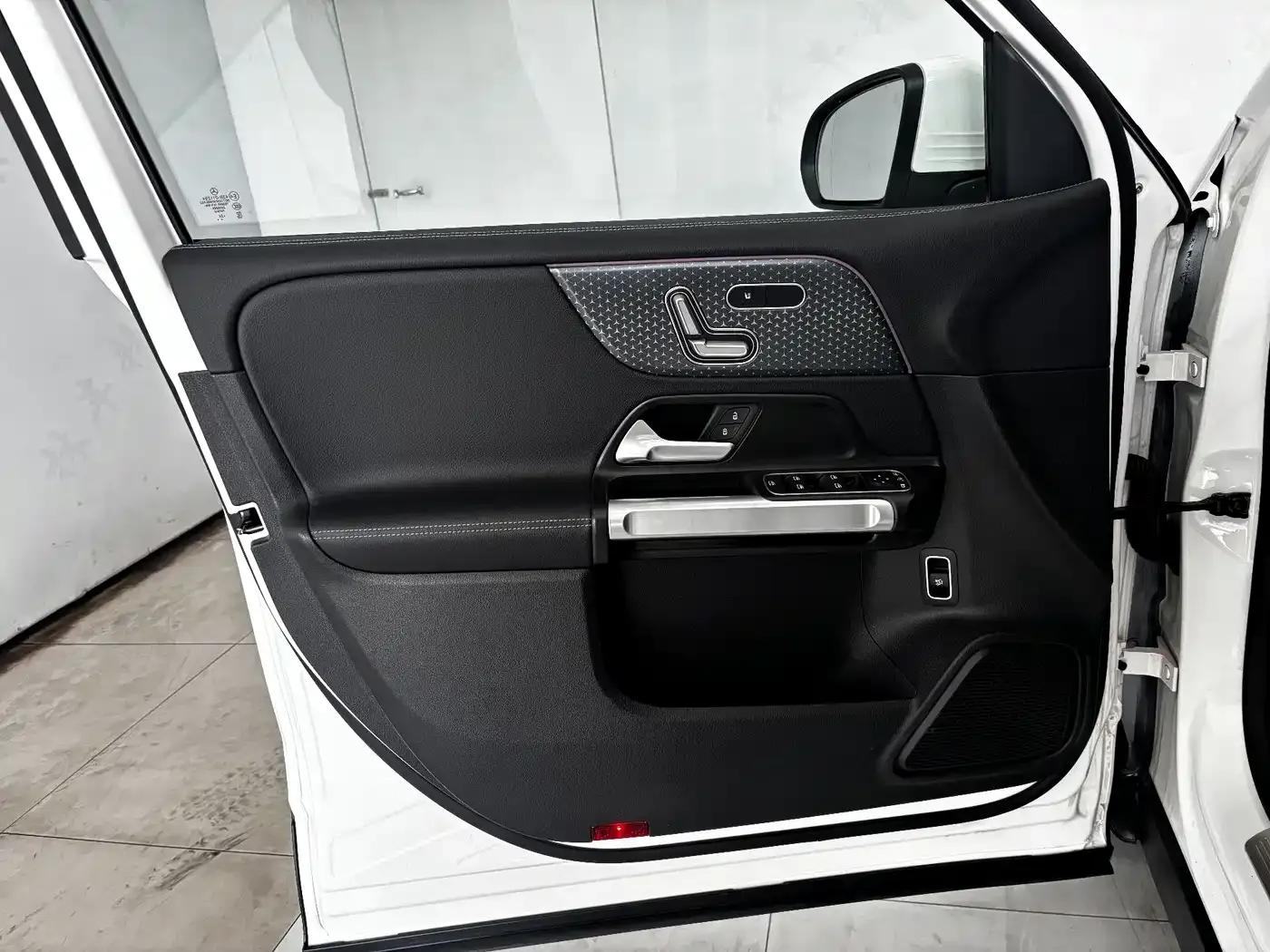 Mercedes-Benz GLB 2025 GLB 220 Fashion Edition — миниатюра 10