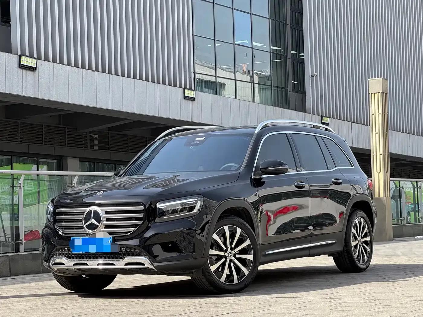 Mercedes-Benz GLB 2024 Facelift GLB 220 Fashion Model — миниатюра 1
